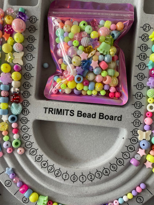 Surprise bead mixture packs